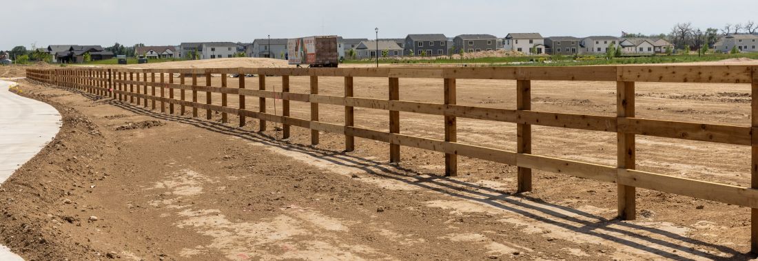 P Song Fence